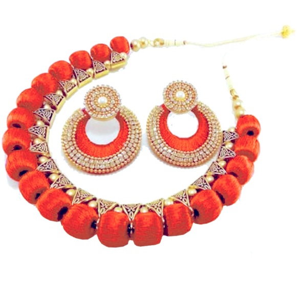 Jewelry - Silk thread choker set